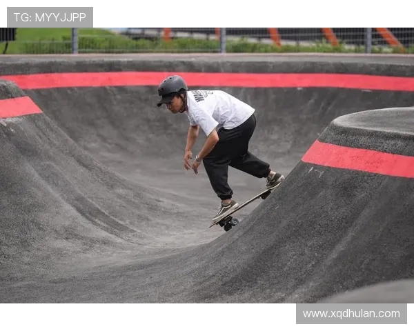 深圳极限运动队在世界滑板锦标赛中以85分领先其他队伍展现强劲实力